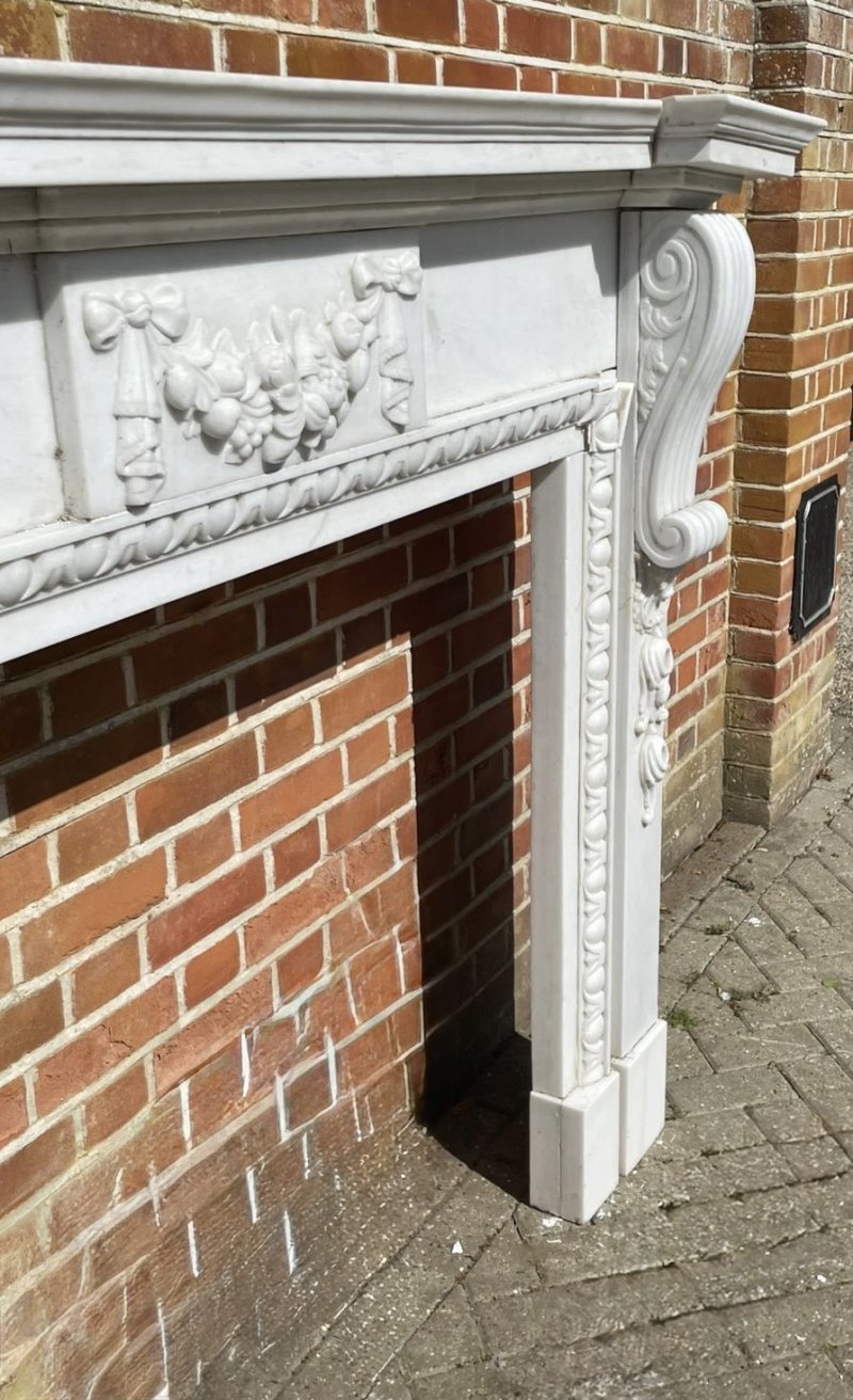 Fine Pair of Large Antique Edwardian Quality Carved White Marble Fireplaces - Image 7